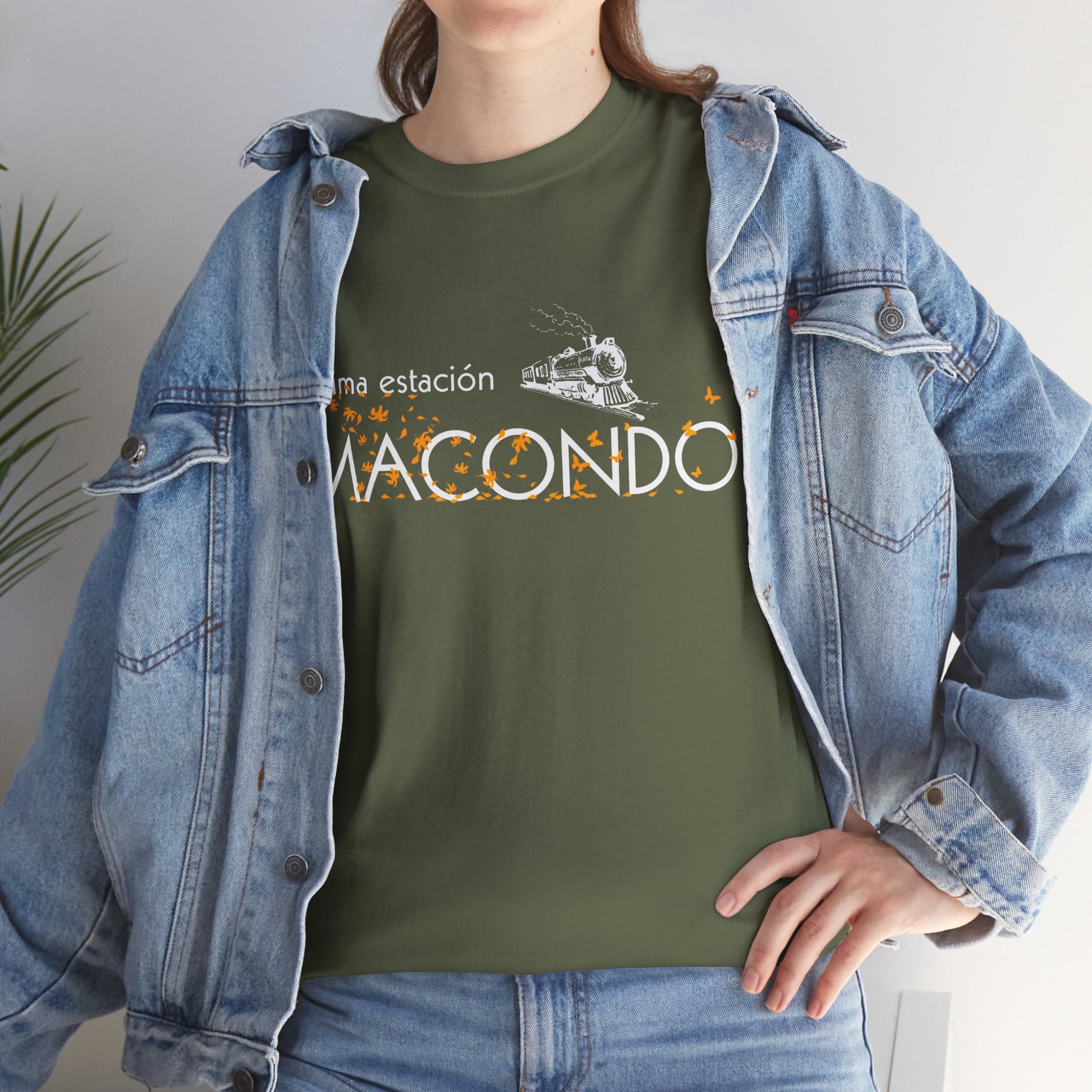 Macondo | Unisex T-Shirt - Spanish